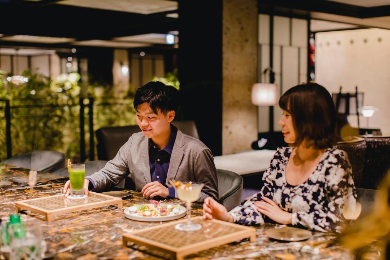 Dhawa Yura Kyoto - Banyan Group Hotel Exterior photo A couple dining at a restaurant in Japan