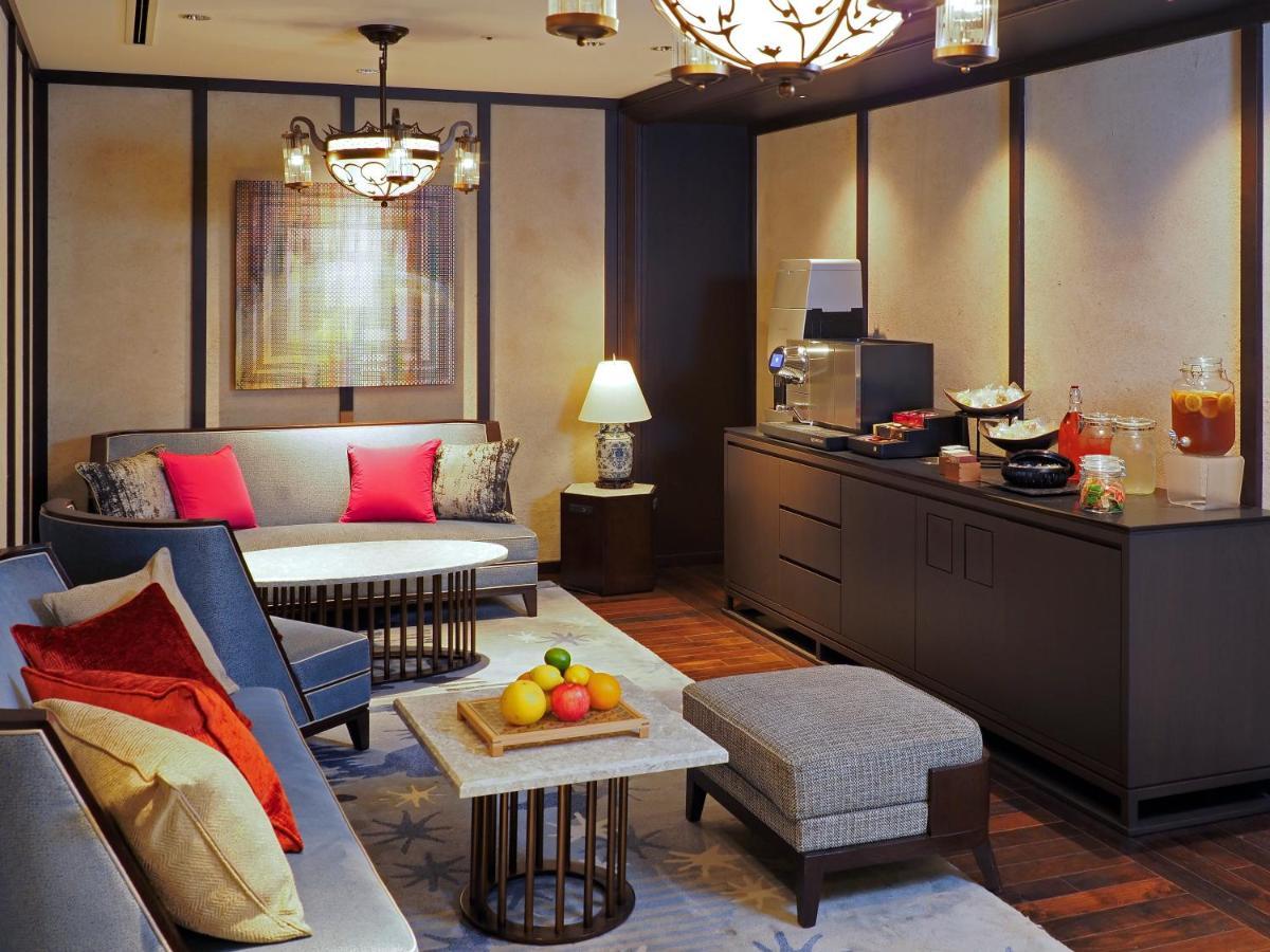 Dhawa Yura Kyoto - Banyan Group Hotel Exterior photo A living room at the Mandarin Oriental, Tokyo