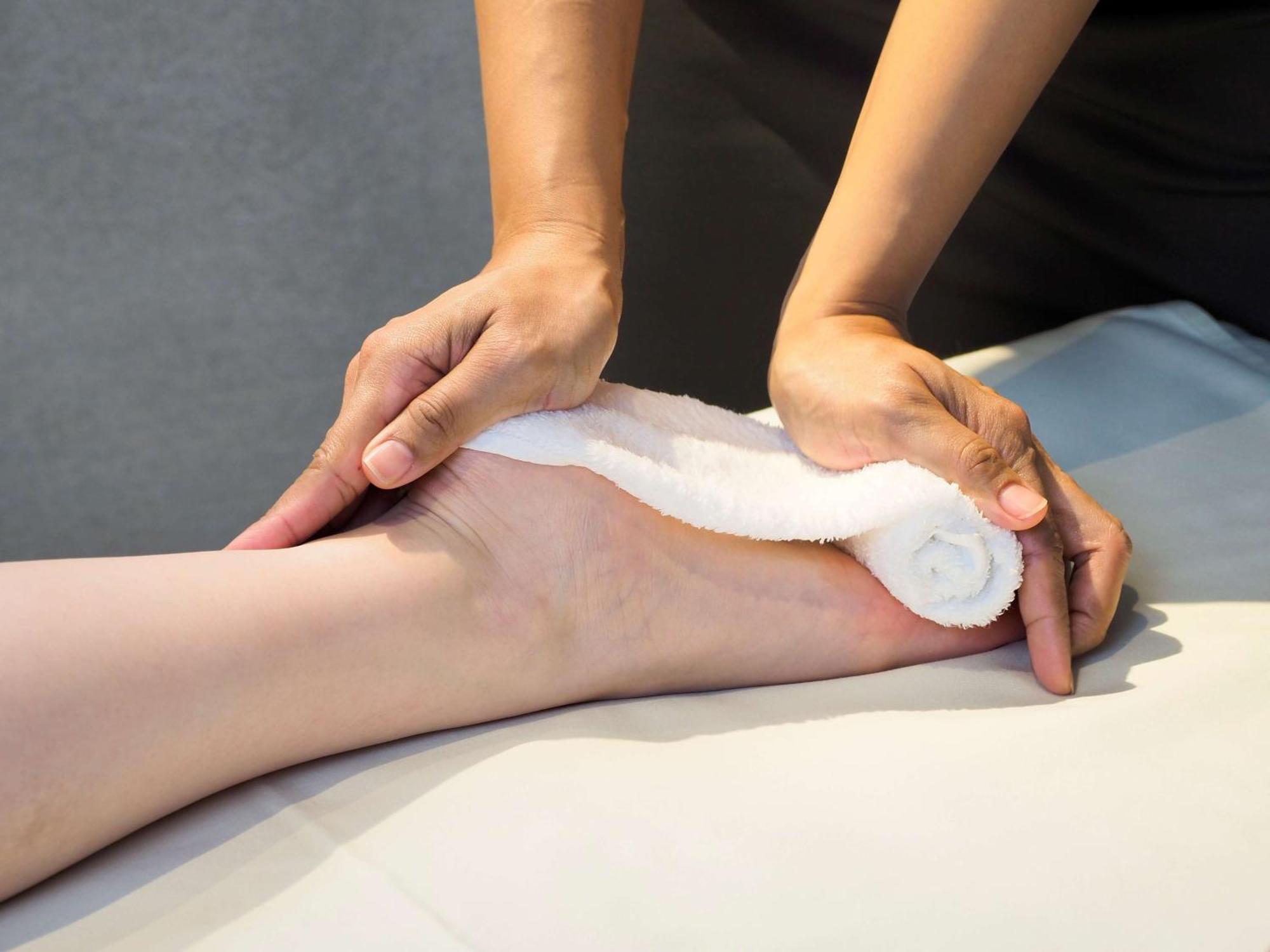 Dhawa Yura Kyoto - Banyan Group Hotel Exterior photo Foot massage